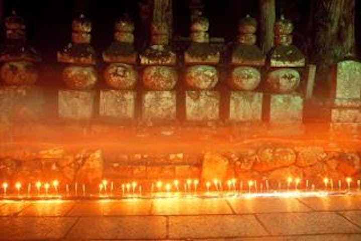 【2021年開催中止】高野山萬燈供養会（ろうそく祭）