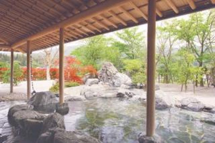 亀嵩温泉　玉峰山荘