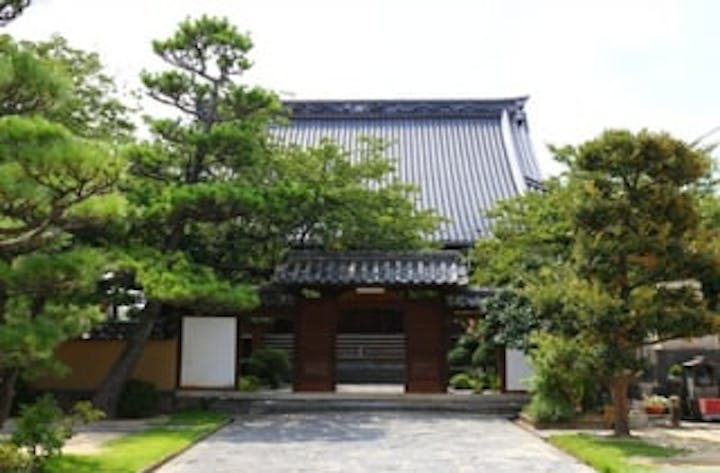 極楽寺（金銅一光三尊立像）