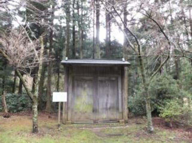 萩政府軍本陣跡門