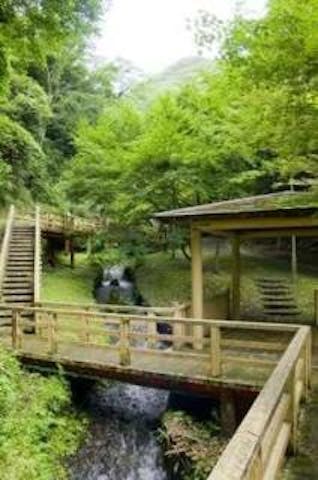 水神の滝（水神公園）