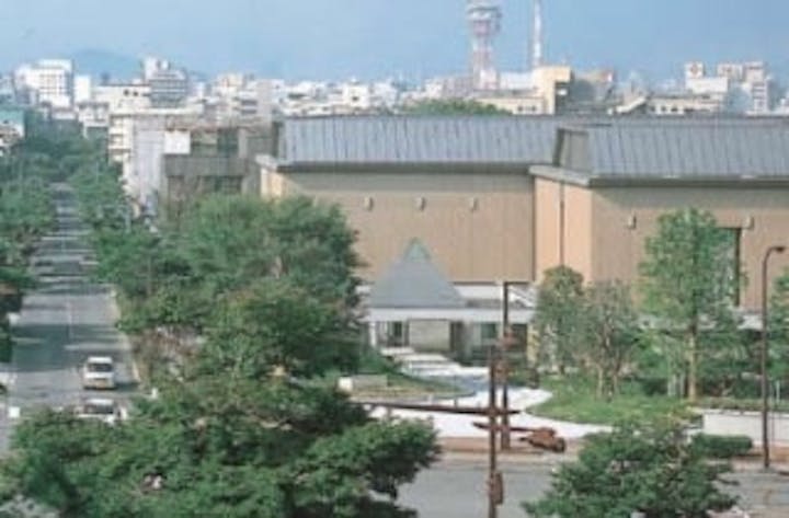 周南市美術博物館