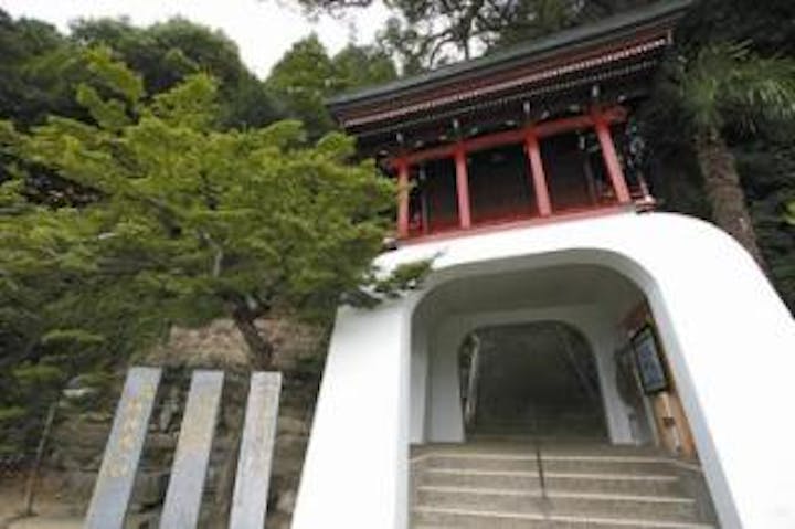 伊萬里神社