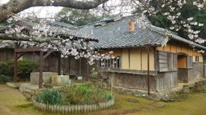 楠本端山旧宅と楠本家墓地土墳群