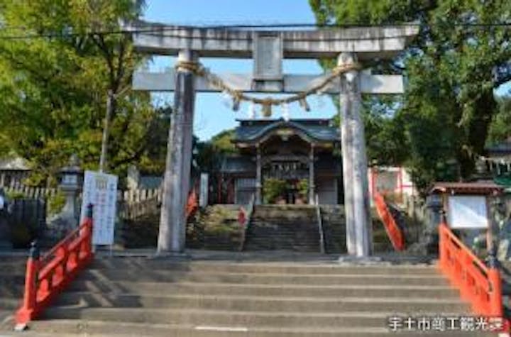 西岡神宮（三宮大明神）