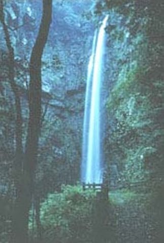 椎尾滝・鍵掛滝