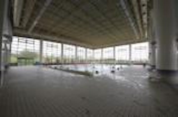 角田市屋内温水プール