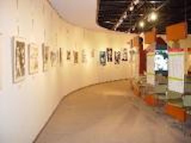 三種町山本ふるさと文化館「石井漠メモリアルホール」・「パッチワーク緞帳」