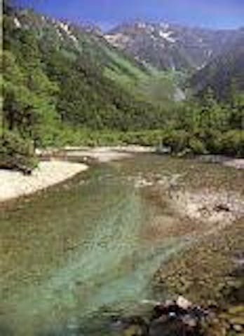上高地梓川の清流