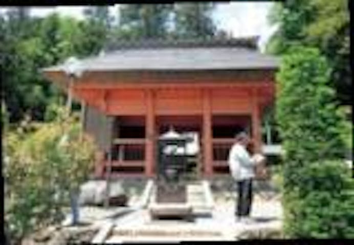 田村堂・仁王門