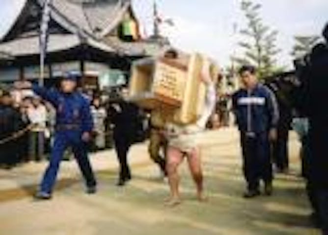 【2021年中止】長尾寺大会陽（力餅運搬競技）