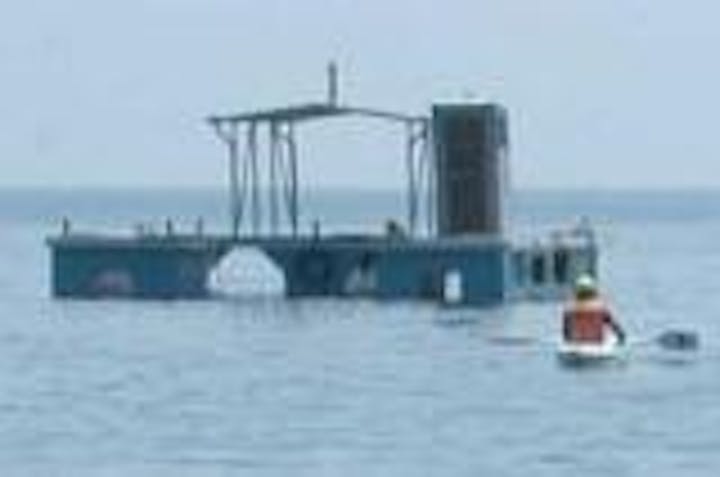 観光つりイカダ