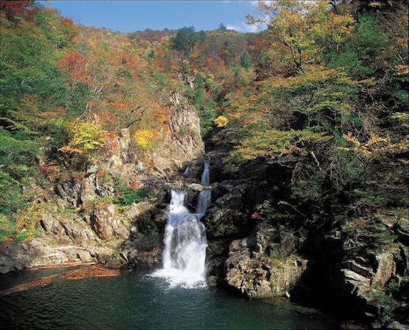 三段峡（黒淵・二段滝・三段滝・三ツ滝）の紅葉