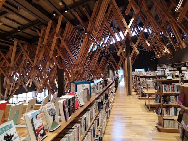 雲の上の図書館（梼原町立図書館）