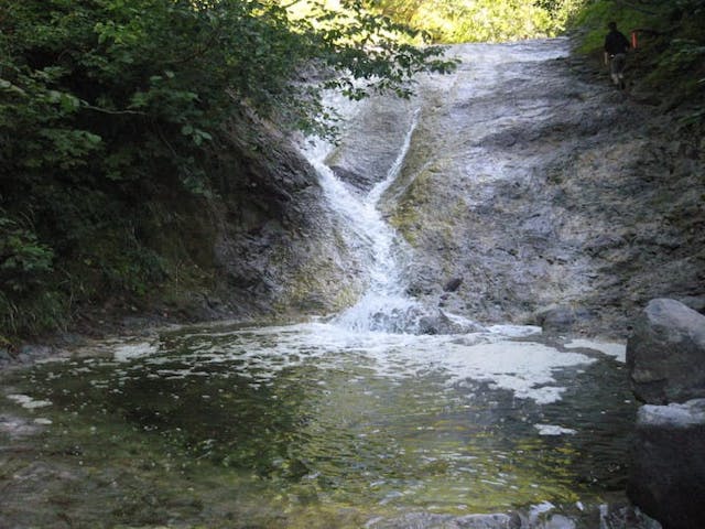 カムイワッカ湯の滝