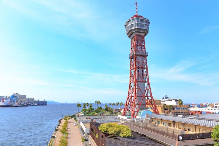 博多ポートタワー