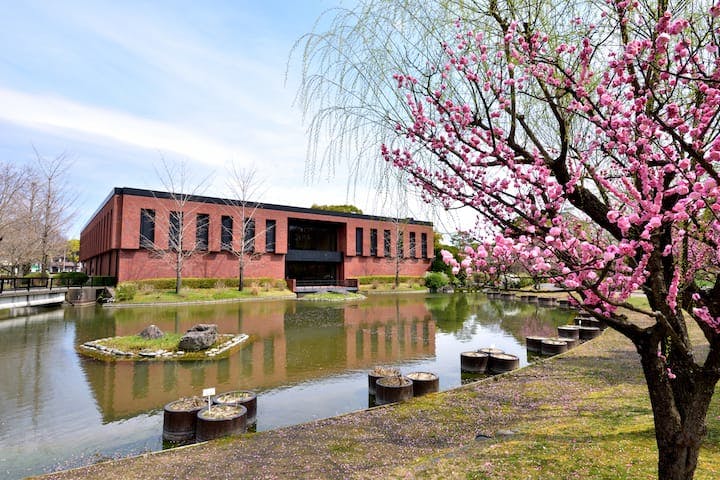 石橋文化センター