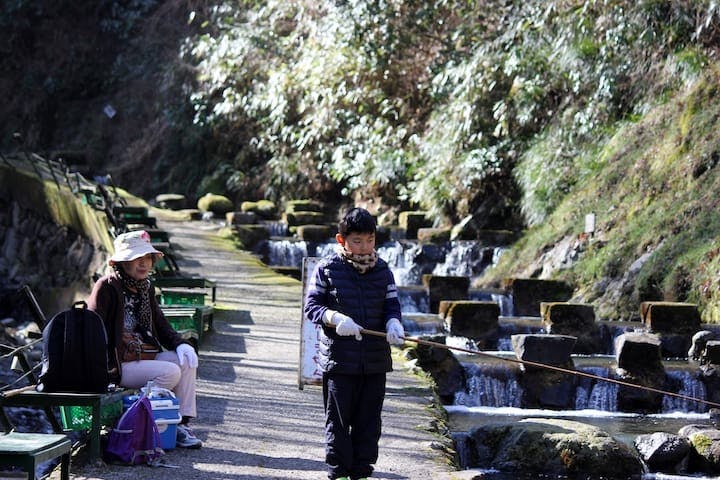 千早川マス釣り場