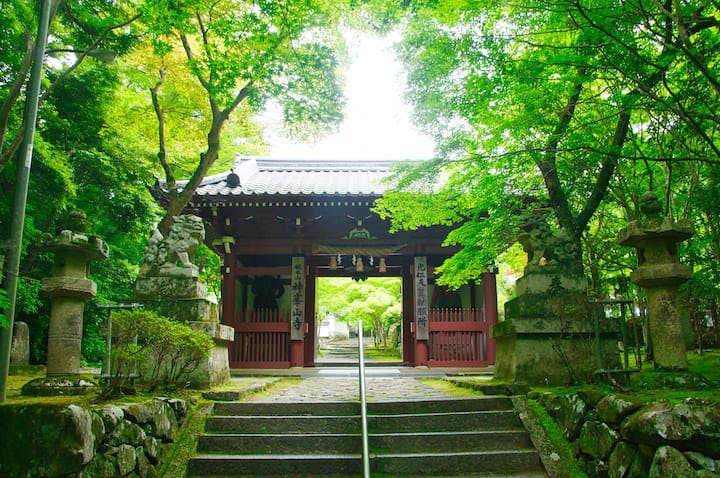 神峯山寺（かぶさんじ）
