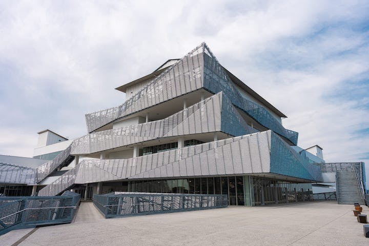 角川武蔵野ミュージアム